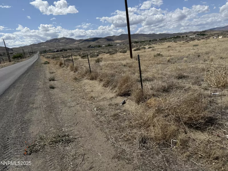 1190 9th ST, Silver Springs, NV 89429