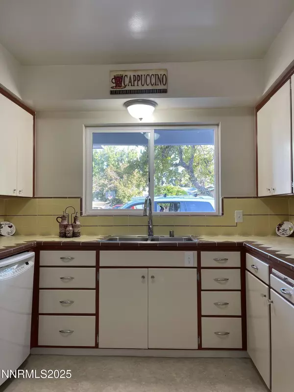 Reno, NV 89509,2485 Riviera