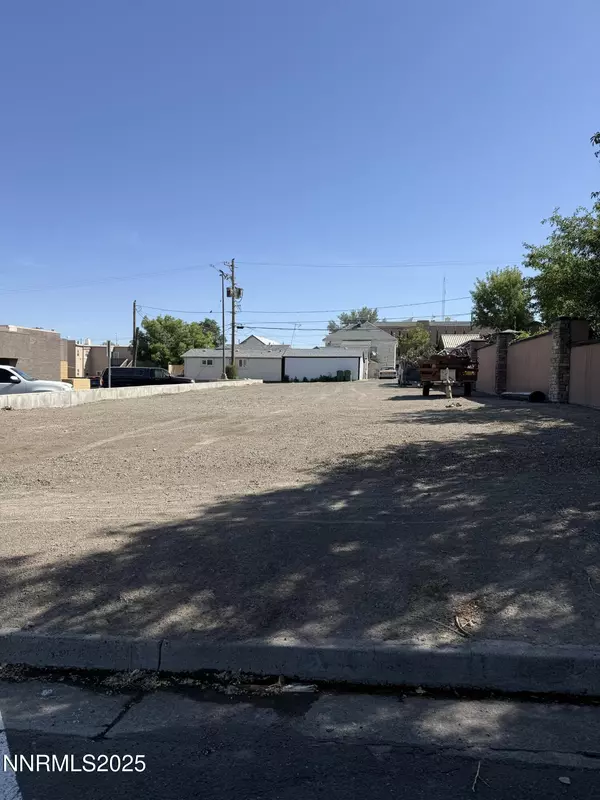 Winnemucca, NV 89445,435 Lay ST