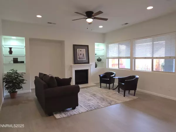 Sparks, NV 89436,1388 Lambrays