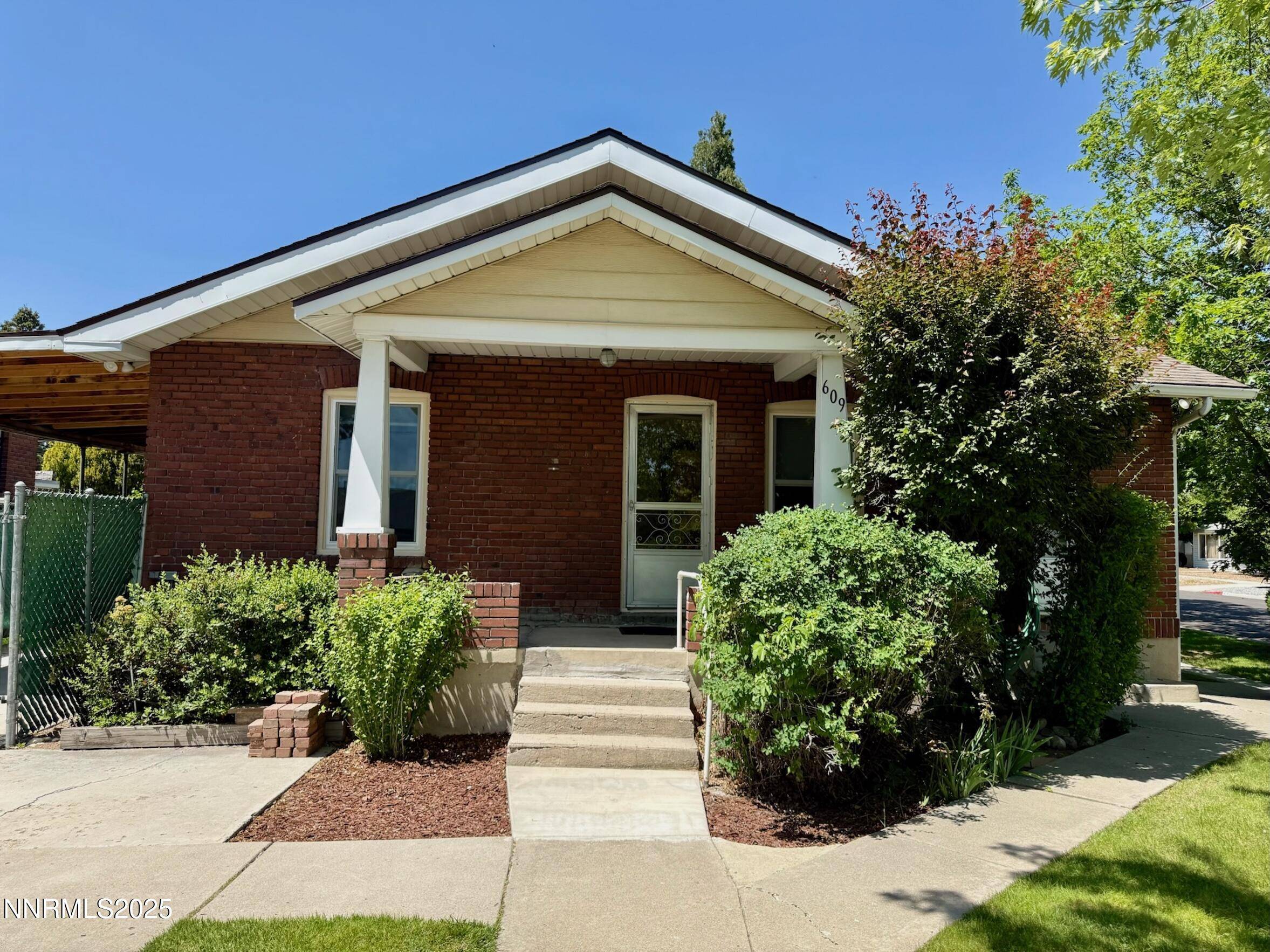 Reno, NV 89503,609 W 10th ST Street ##1