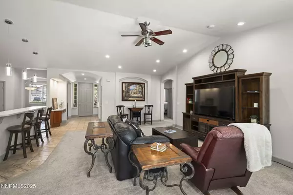 Sparks, NV 89441,289 Saintsbury CT