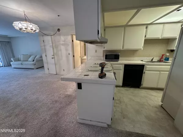 Incline Village, NV 89451,333 Ski WAY #253