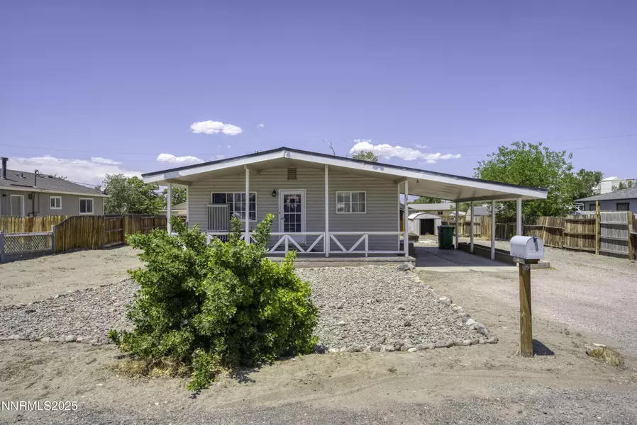 190 E Cedar ST, Fernley, NV 89408