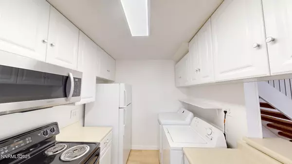 Sparks, NV 89431,644 Oakwood DR Drive ##2