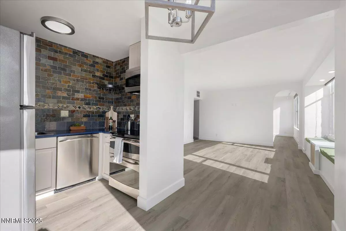 Reno, NV 89501,280 Island #APT 906