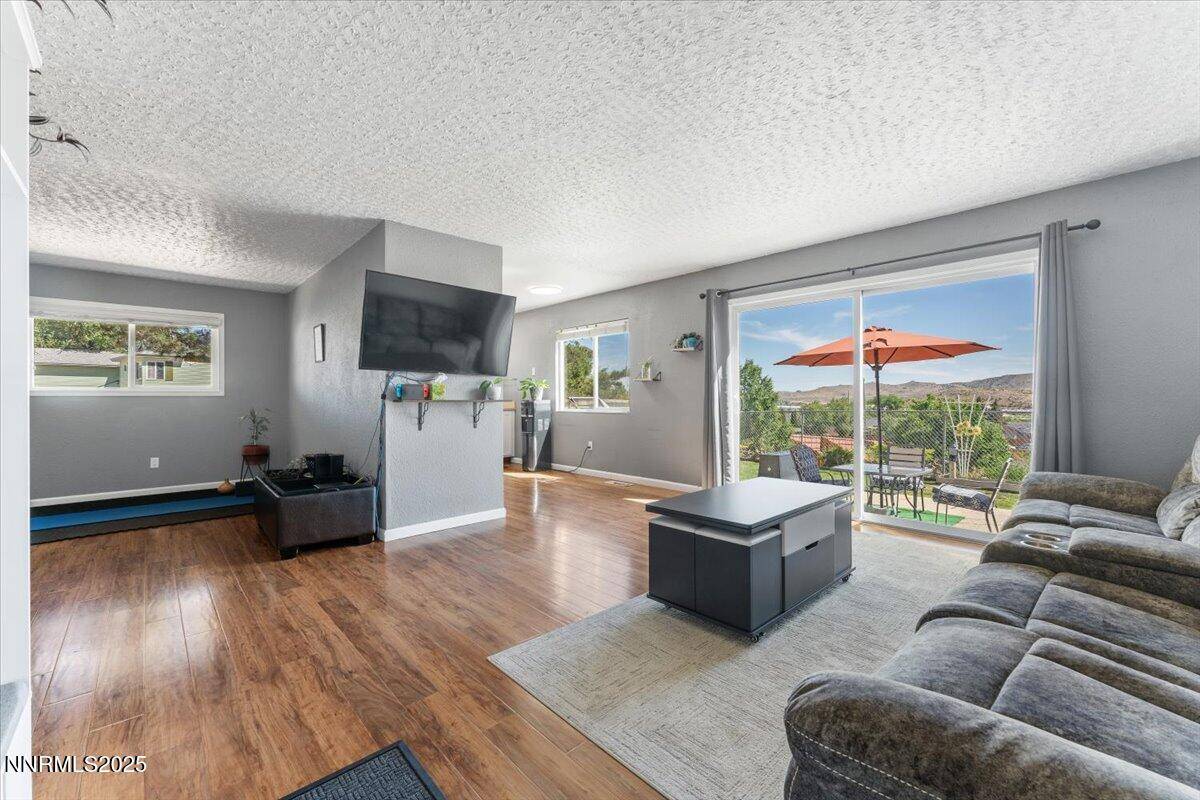 7690 Essex WAY Way, Reno, NV 89506