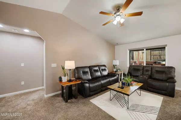 Fernley, NV 89408,1827 Hickory LN