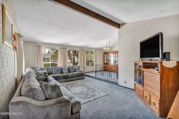 Sparks, NV 89434,3553 Willowdale DR Drive