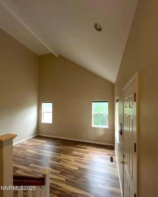 Sparks, NV 89434,1998 Amber Leaf CT