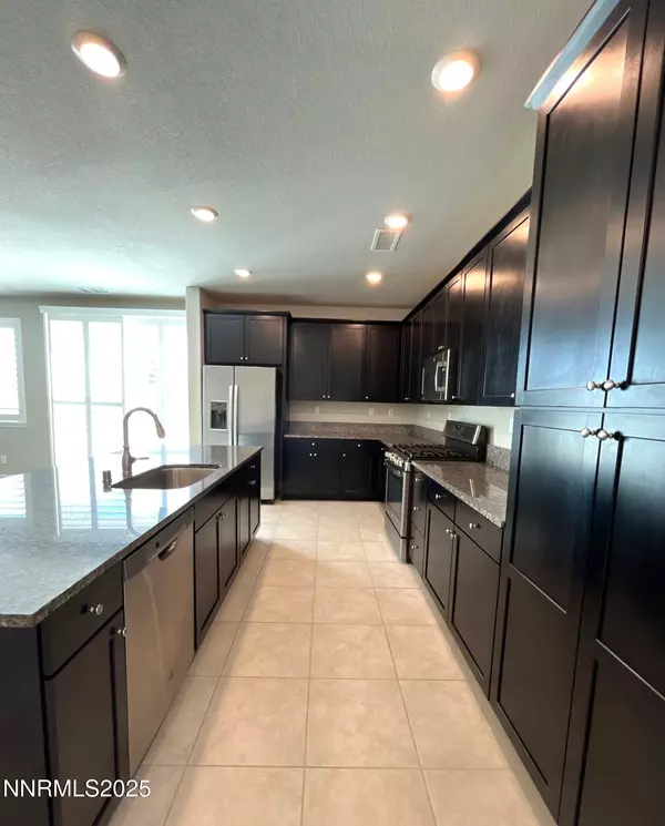 Sparks, NV 89436,2025 Elk Falls WAY Way