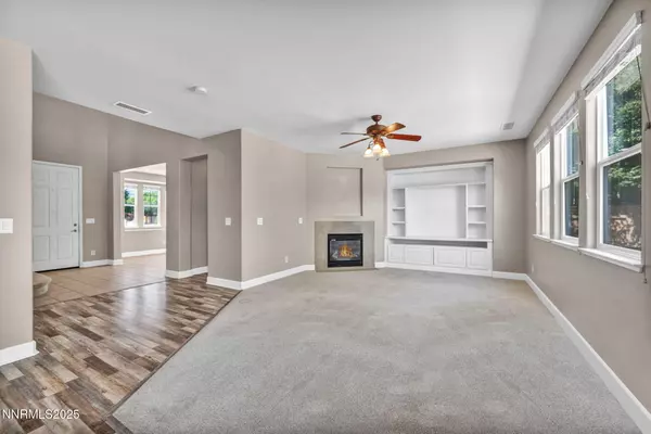 Reno, NV 89521,405 Sondrio