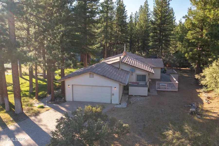 25 Yellow Pine CIR Circle, Reno, NV 89511