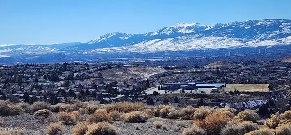 Sparks, NV 89436,5485 Vista Terrace LN Lane
