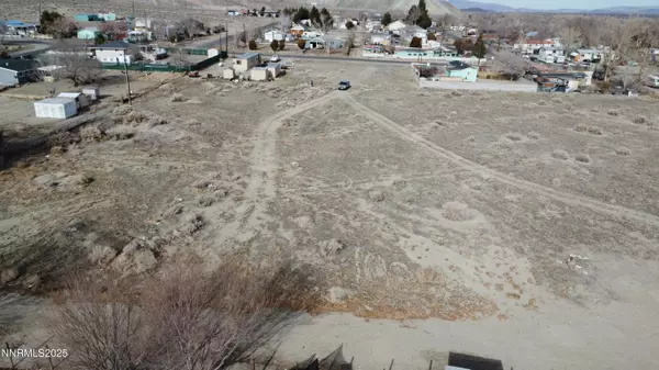 Yerington, NV 89447,1 2nd S ST