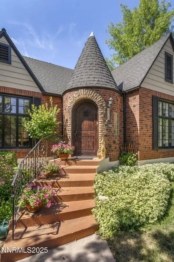 Reno, NV 89509,850 Walker