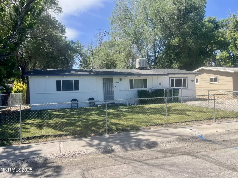 109 M ST Street, Sparks, NV 89431