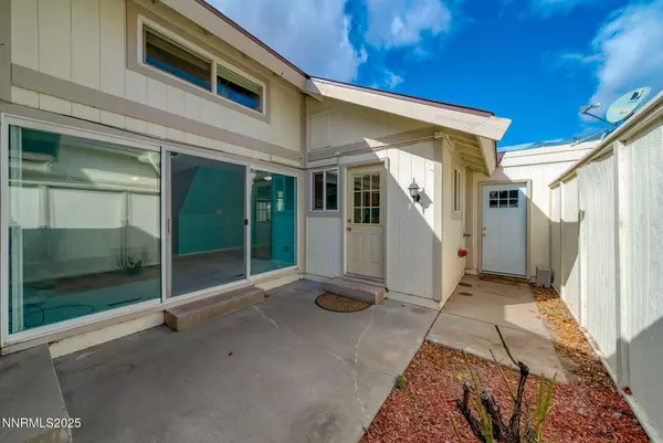 Reno, NV 89503,1210 Conway #1210