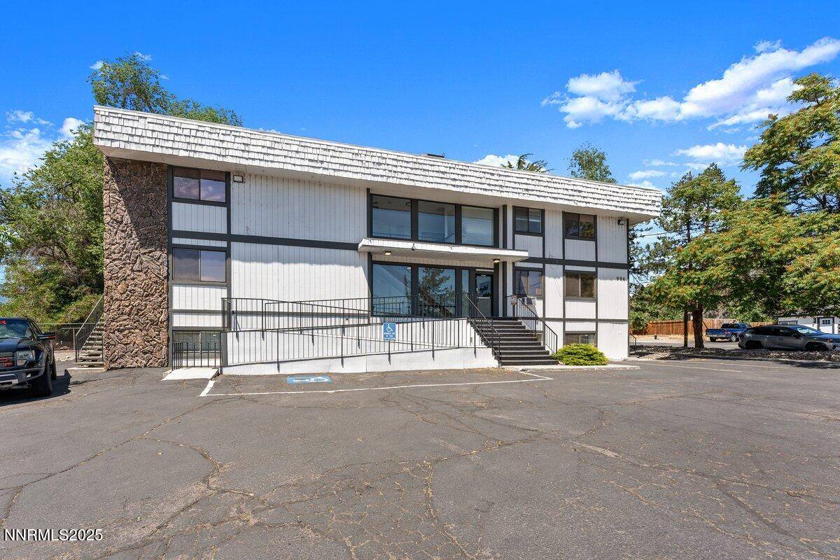 Reno, NV 89503,904 W 7th ST Street
