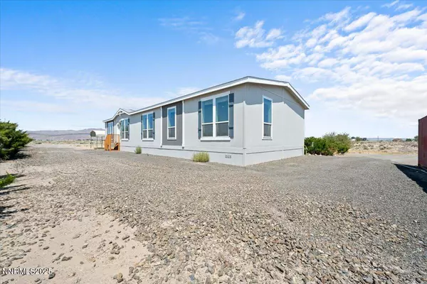 Silver Springs, NV 89429,3030 E Cougar ST Street