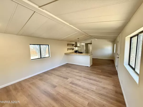 Sun Valley, NV 89433,5353 Slope DR