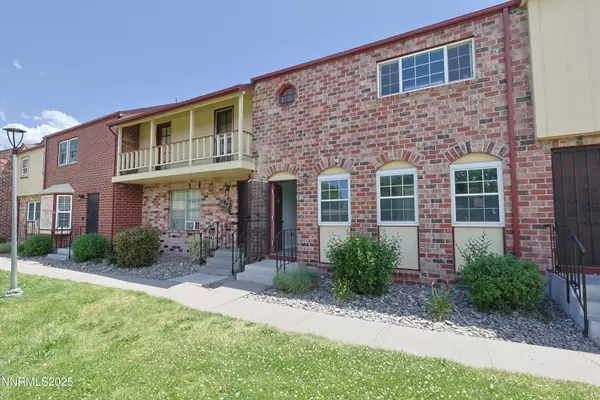 Sparks, NV 89431,445 Pine Meadows DR Drive #E25