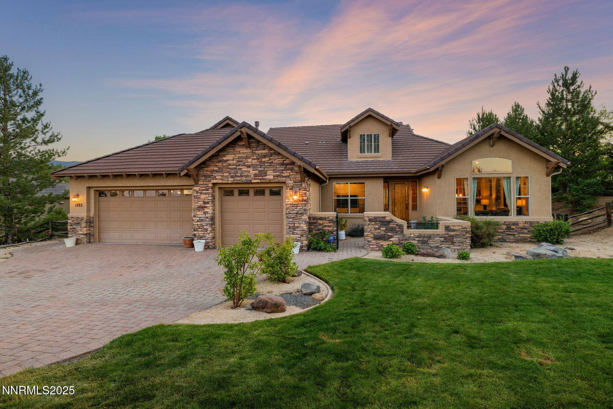 1885 Dakota Ridge TRL Trail, Reno, NV 89523