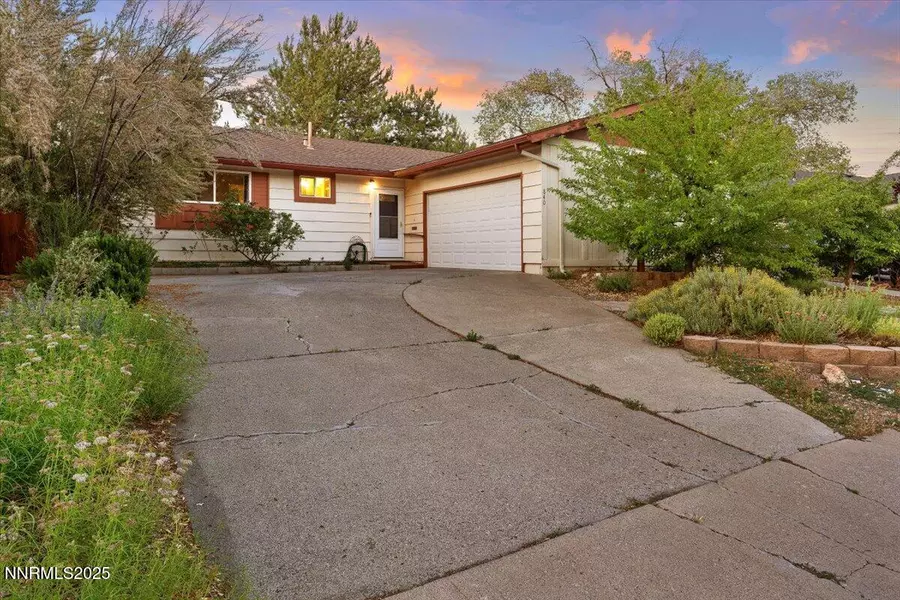 840 Akard DR Drive, Reno, NV 89503
