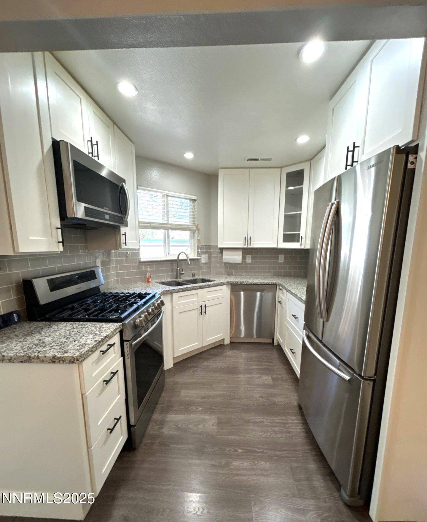 2671 Sycamore Glen DR Drive #APT 4, Sparks, NV 89434