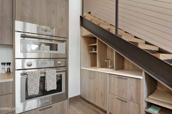 Stateline, NV 89449,17 Beach Club #214