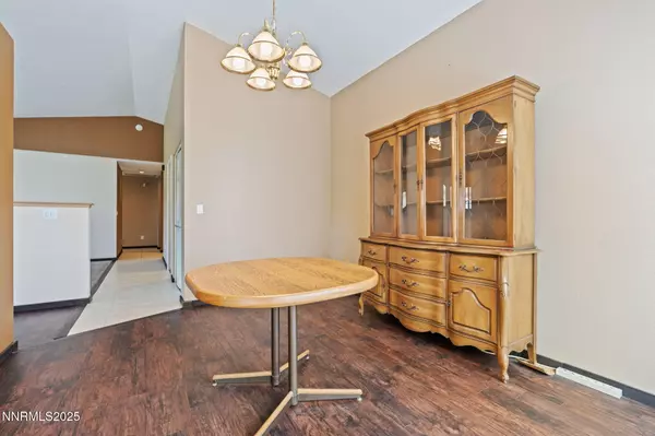 Sparks, NV 89436,5285 Canyon View DR Drive