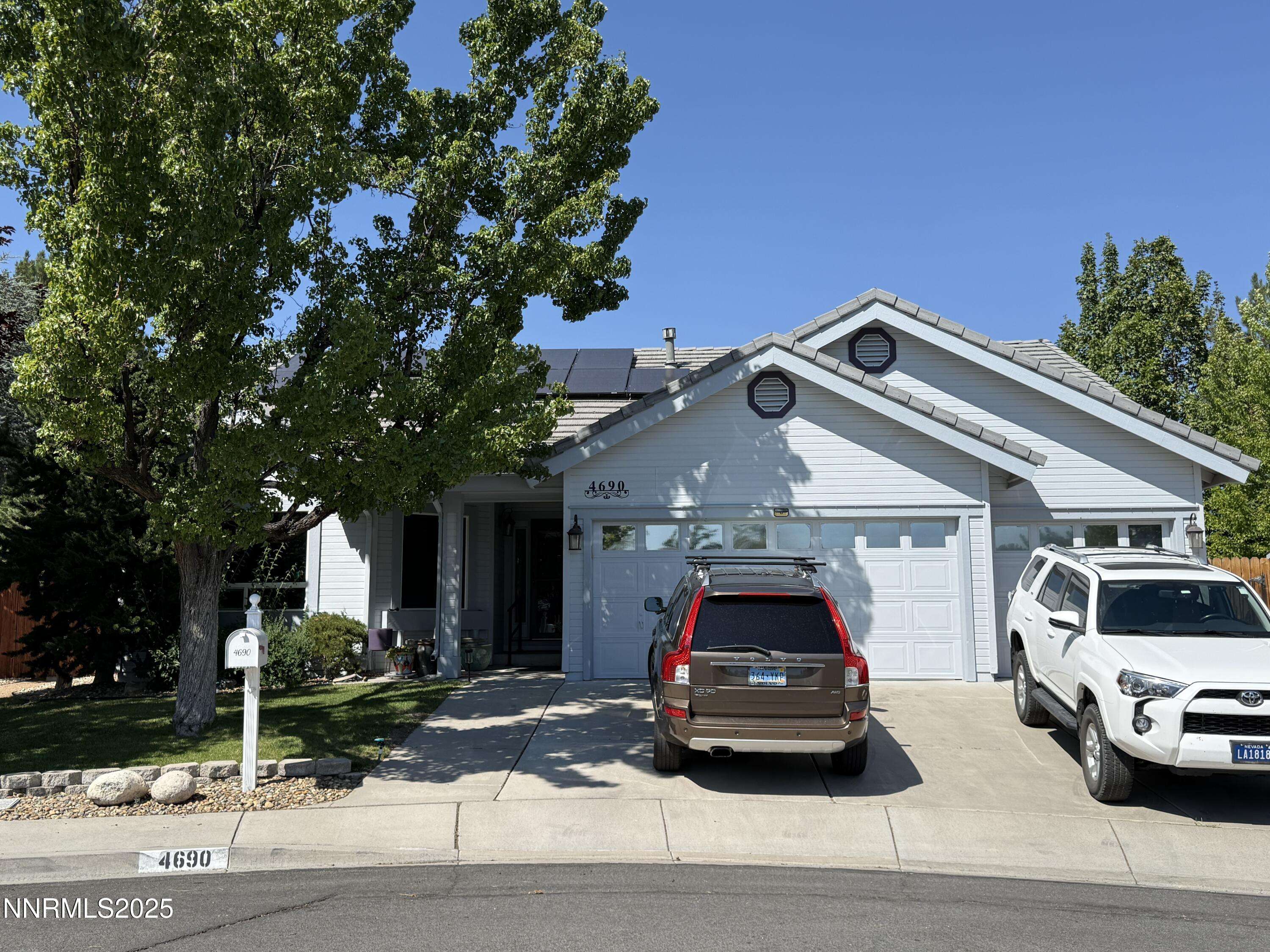 4690 High Desert CT Court, Sparks, NV 89436