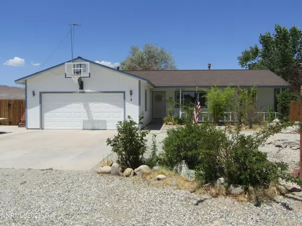 2 Pelham CT Court, Yerington, NV 89447