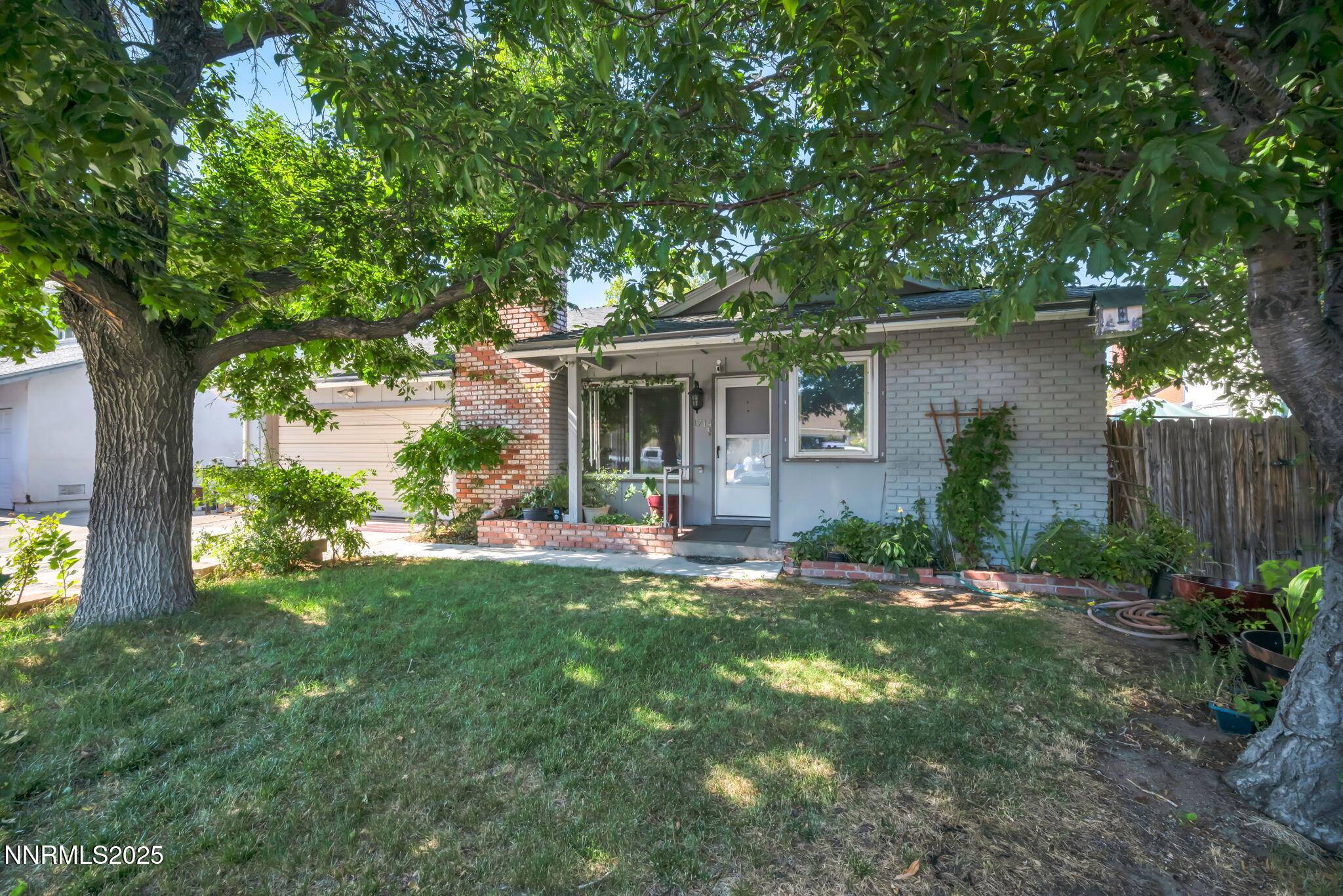 1714 Meadowvale WAY Way, Sparks, NV 89431