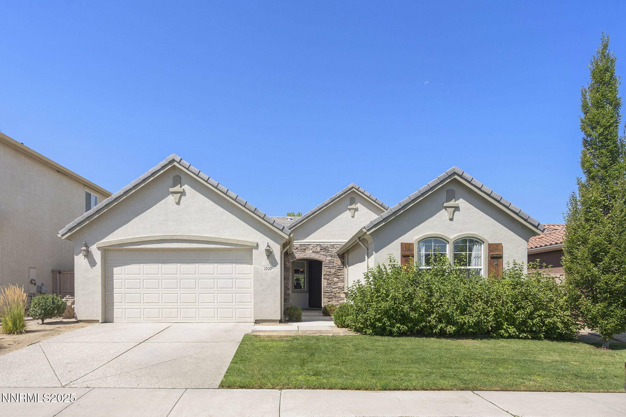 2520 Country Falls LN Lane, Reno, NV 89521