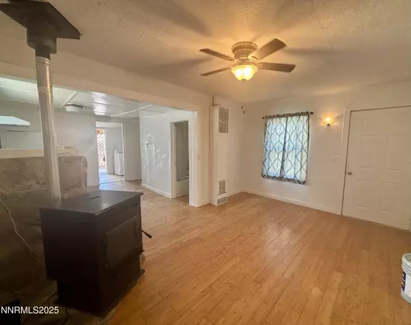 Lovelock, NV 89419,1560 Grinnel AVE Avenue