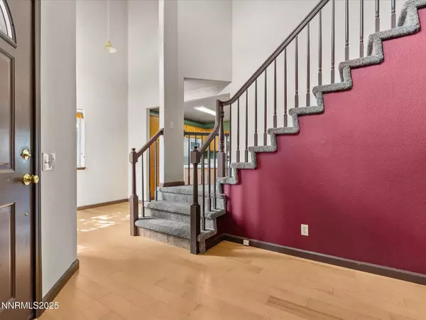 Reno, NV 89511,450 Len CIR Circle