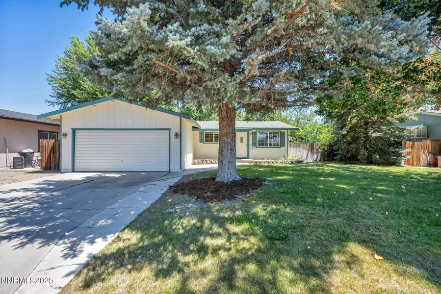306 Helen AVE Avenue, Yerington, NV 89447