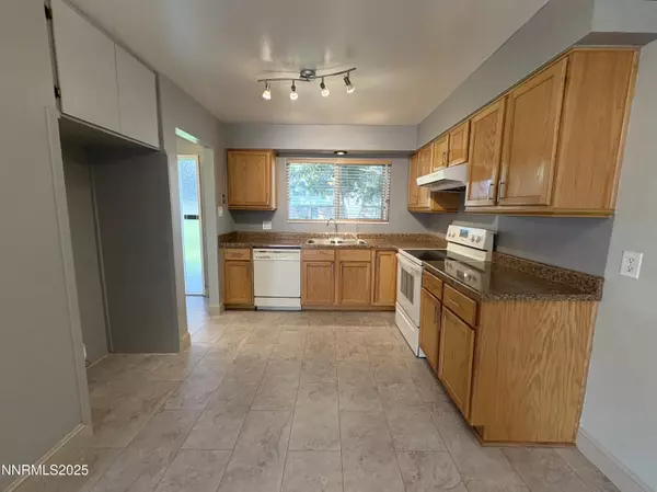 Reno, NV 89502,165 Smithridge