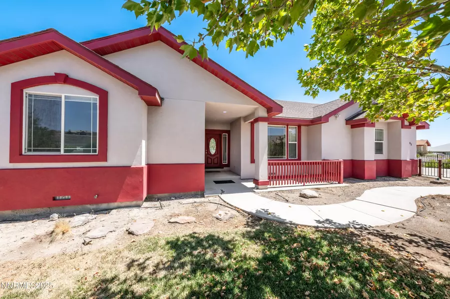 995 Lasso WAY Way, Fernley, NV 89408