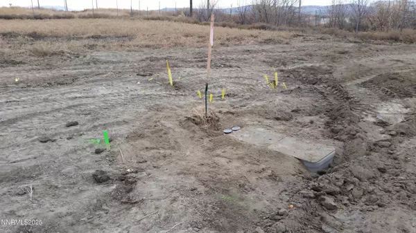 Lovelock, NV 89419,525 Rose WAY