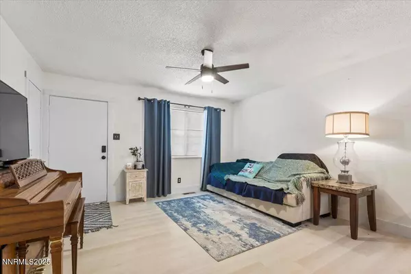 Sparks, NV 89431,10 Sheridan WAY