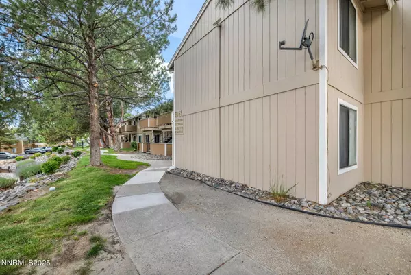 Reno, NV 89512,3865 E Leonesio DR Drive #Apt F2