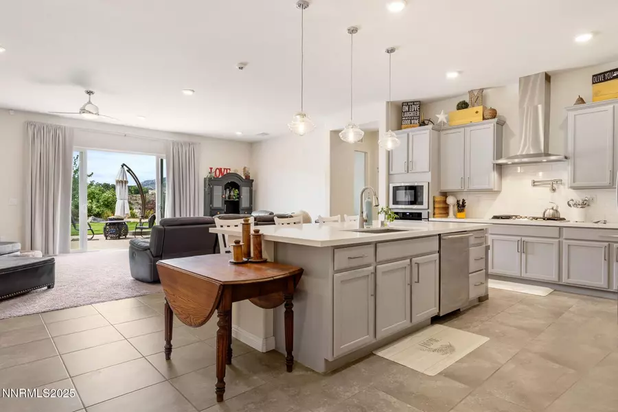8342 Simsbury DR, Verdi, NV 89439