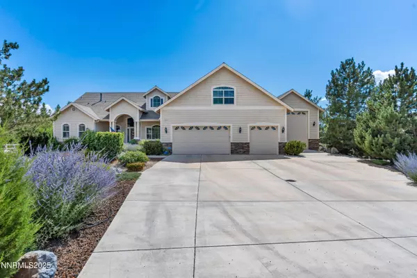 2600 Skyline DR, Minden, NV 89423