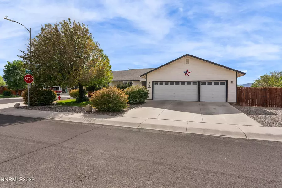 1006 Lehman CT, Fernley, NV 89408