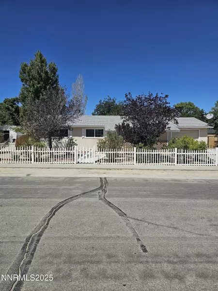 235 Birch ST Street, Hawthorne, NV 89415