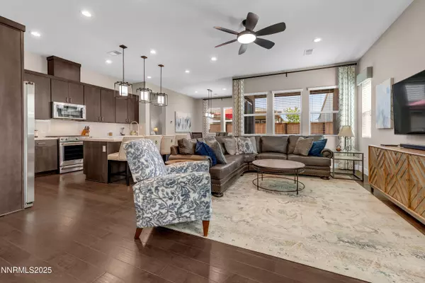 Sparks, NV 89436,7368 Blackmore WAY Way