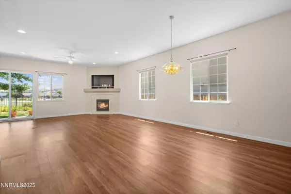 Sparks, NV 89436,1011 Turnberry DR