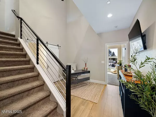 Reno, NV 89509,3830 Lakeside #16